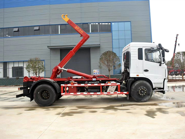 東風(fēng)專(zhuān)底車(chē)廂可卸式垃圾車(chē)